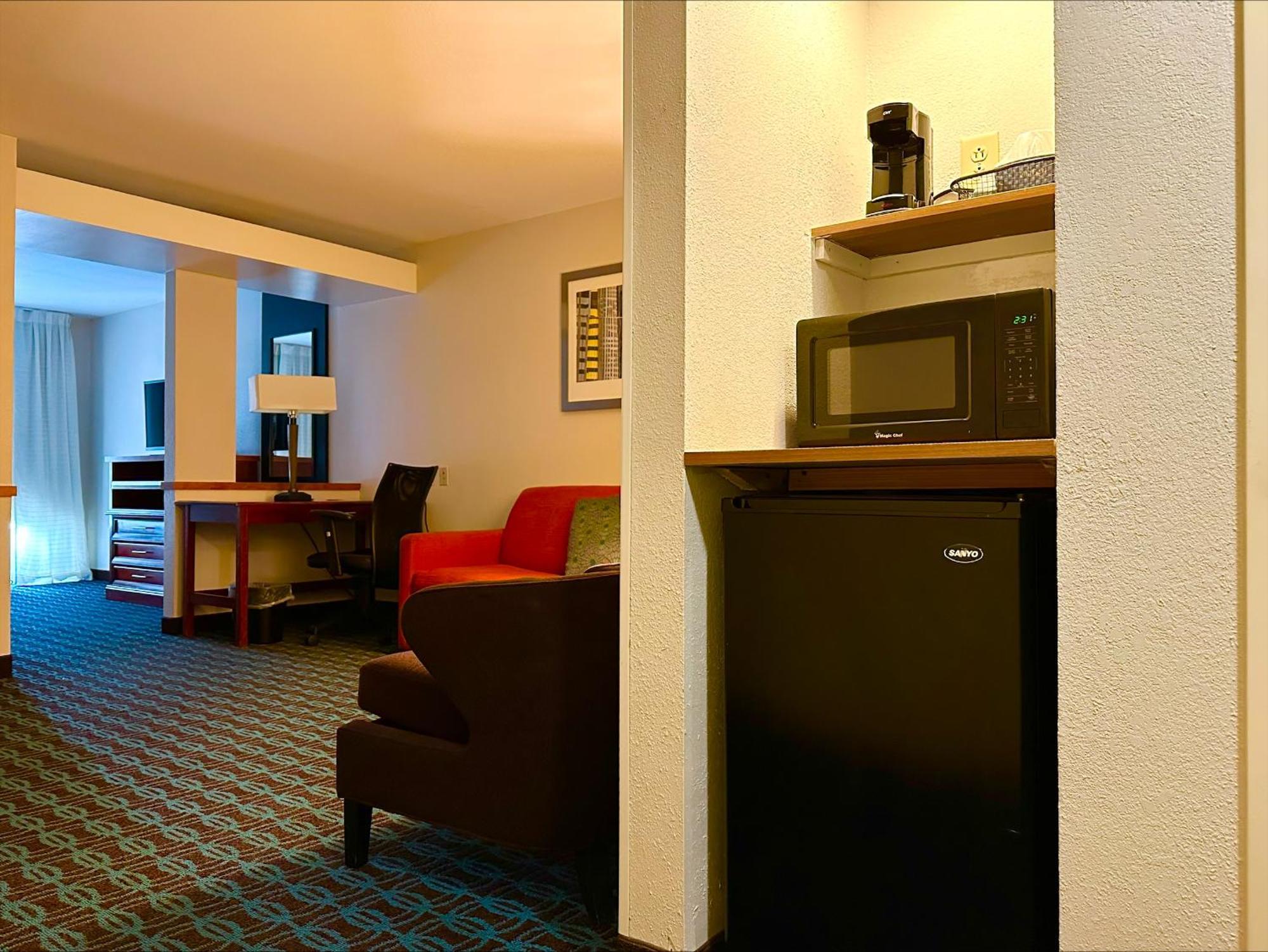 Fairfield Inn & Suites By Marriott Waco North Exterior photo